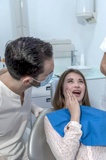 Best Emergency Dentist Near Me  in Rossvle, IL