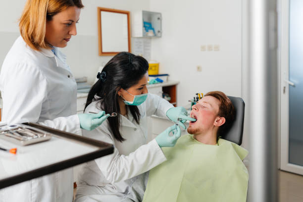 Best Emergency Dentist Open Today  in Rossvle, IL